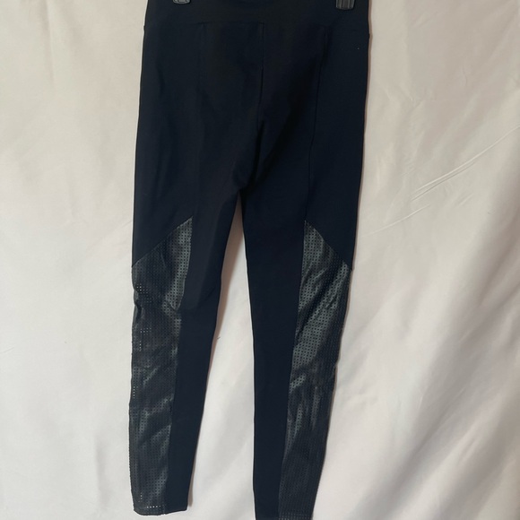 SPANX Pants - Spanx Black Athletic Leggings with Mesh Paneling